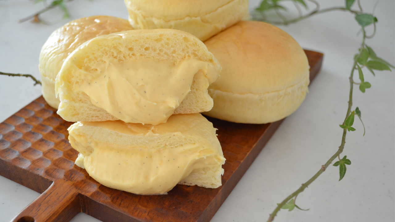 Cream Pan (Japanese Custard Bread)