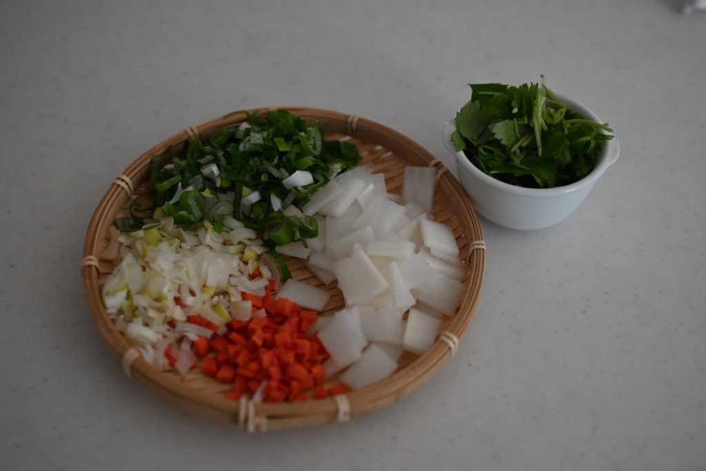 Make Nanakusa Gayu: a Japanese Superfood Vegetable Rice-Porridge